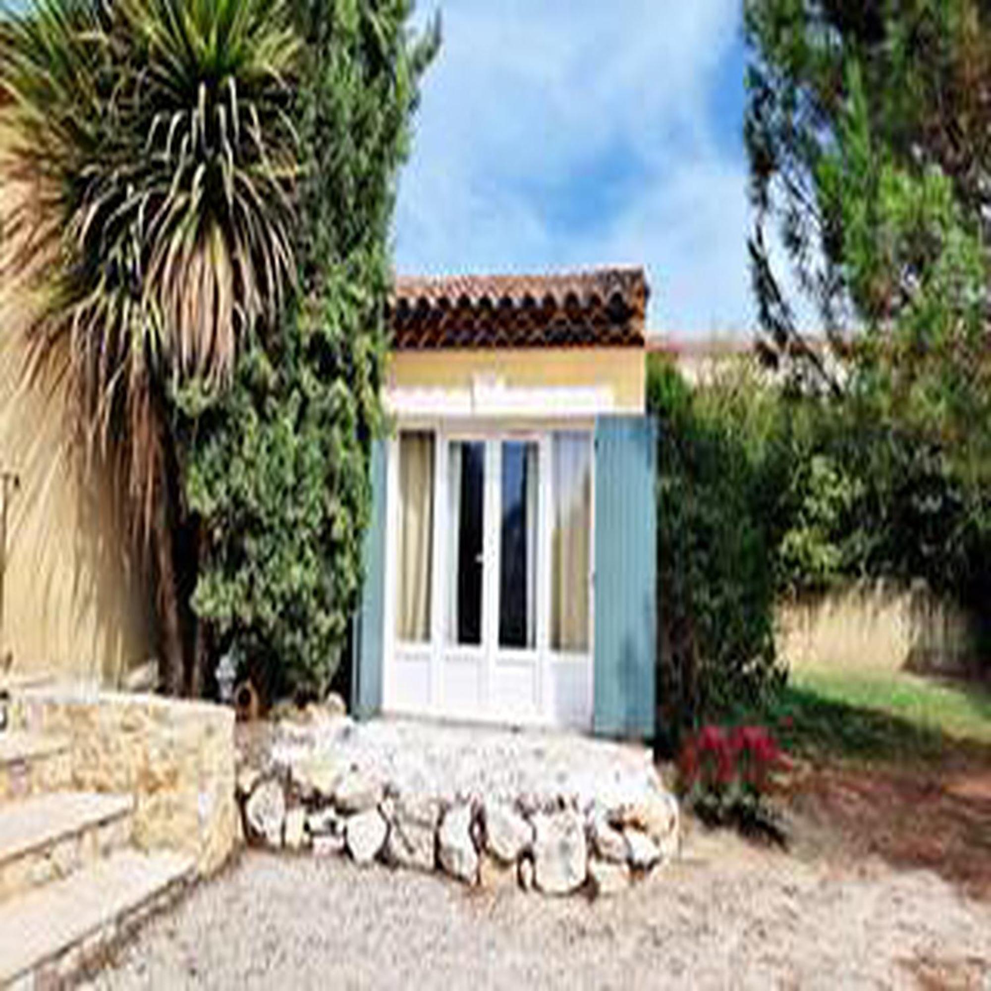 Villa Oasis En Provence Luberon Pierrevert Exterior photo